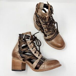 Freebird By Steven Women Cheyenne Brown Leather Booties Sandals